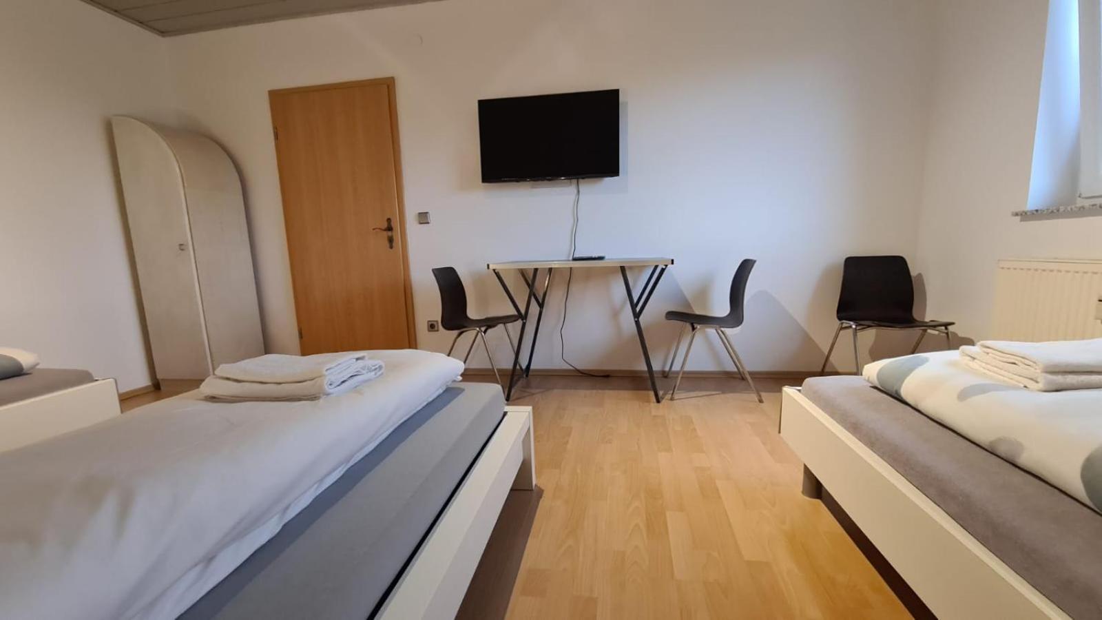 Schlafzimmer 1 Mit Top Aussicht Ueber Weilstetten 바링엔 외부 사진